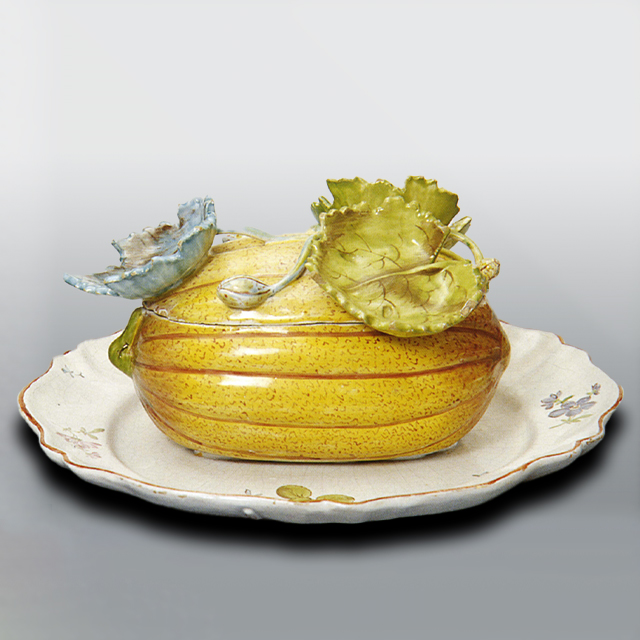 Dose in Form einer Melone (Epoche Pfeiffer), um 1760, © Foto Sammlung Burkhardt